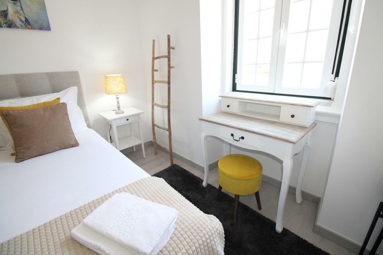 ליסבון Apartamento Moderno Nas Olaias A 5 Minutos Da Faculdade Isel E Ist מראה חיצוני תמונה